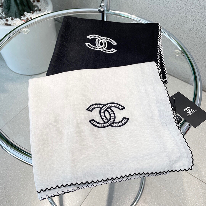 Classic CHANEL Winter Scarf-7824563