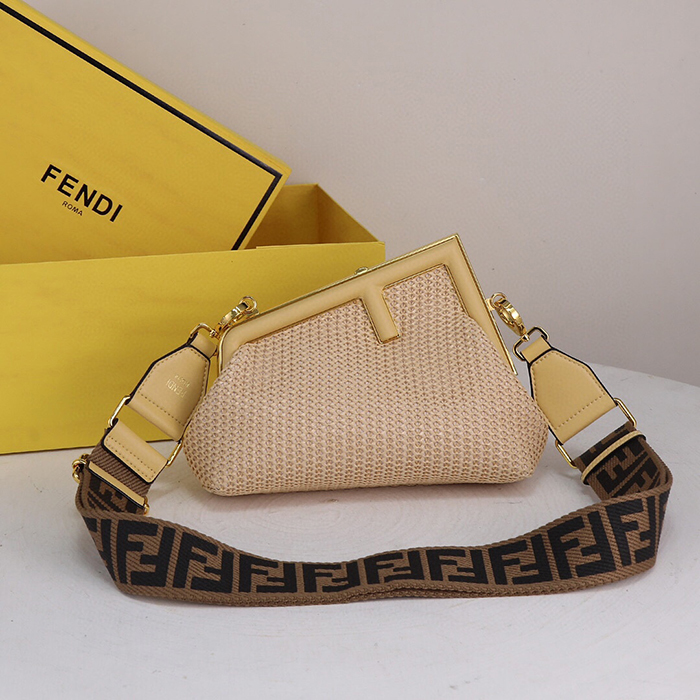 FENDI Woman Handbag bag shoulder bag Diagonal span bag-4880953